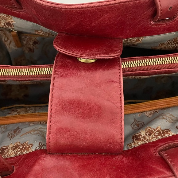 HOBO Womens Cabot Cardinal Red Leather Tote Bag - Picture 14 of 16